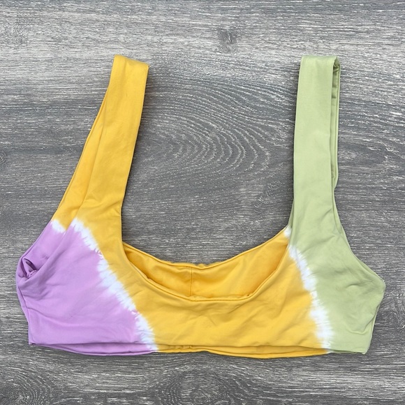 L*Space Lizzie Bikini Top & Sandy Bottoms, diagonal sunburst - Picture 9 of 15